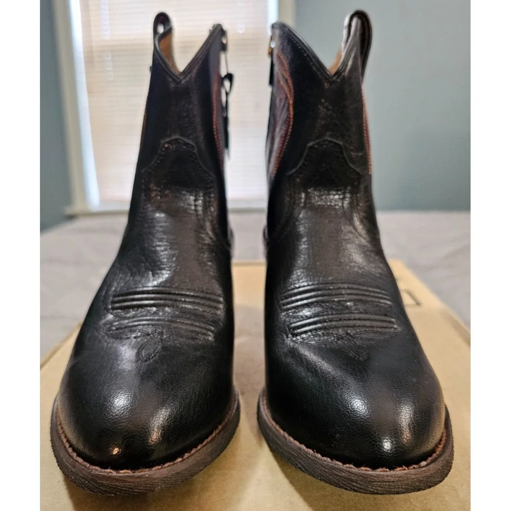 Ariat® (Women's 8.5 B) Darlin™ Western Boot in Old Black - $180